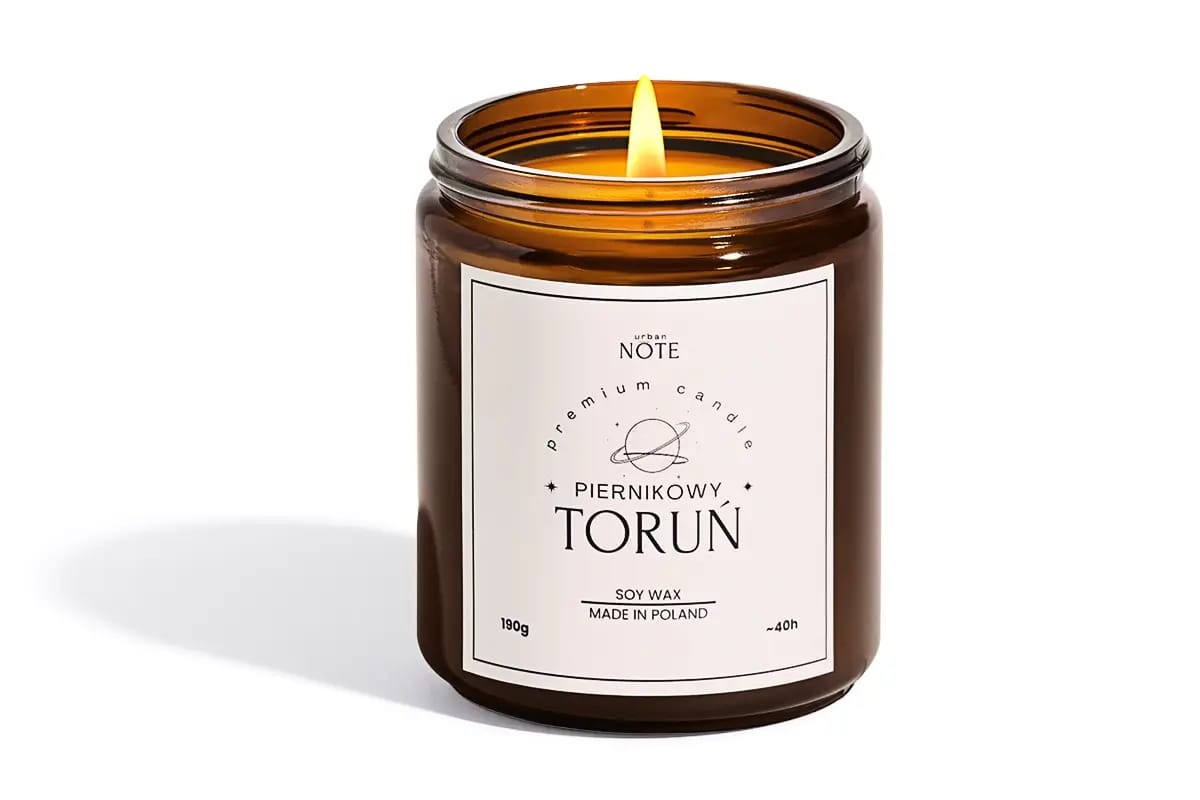 Świeca piernikowa Toruń - packshot produktowy po retuszu