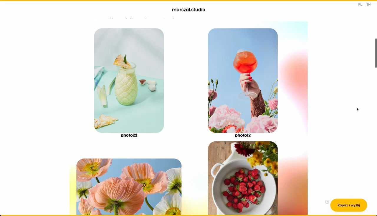 Portfolio studia fotografii produktowej z kolorowymi zdjęciami napojów, kwiatów i owoców