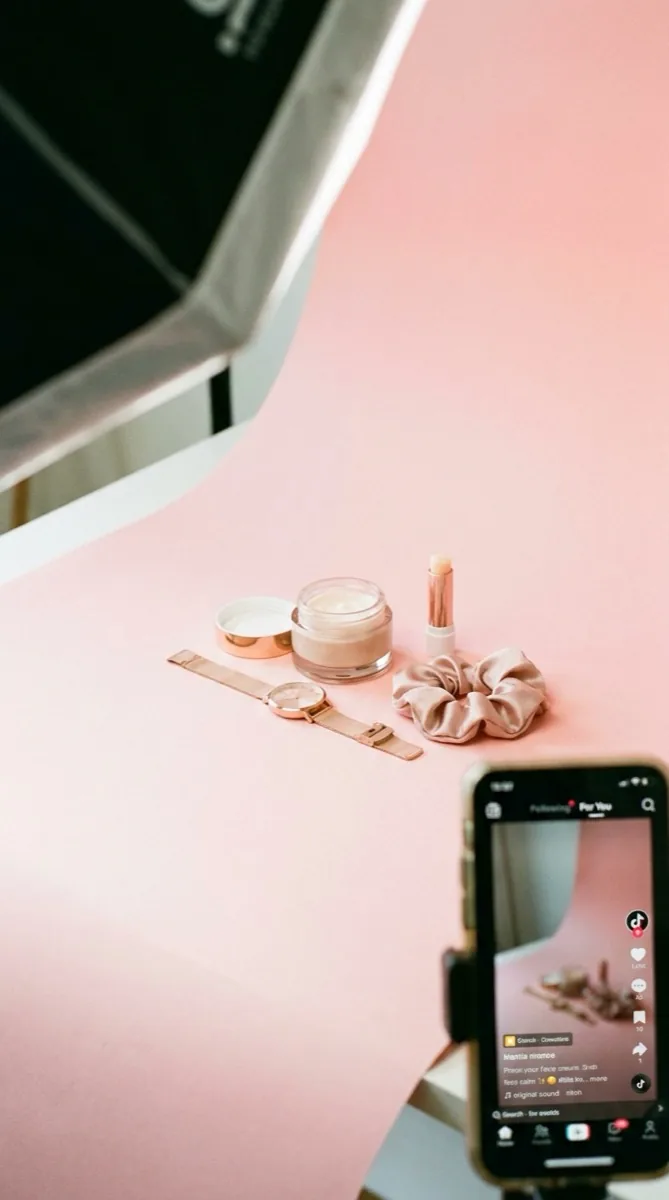 Zdjęcia produktowe pionowe na TikTok Shop format 9:16